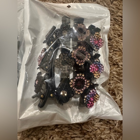 Pack of 4 hair clips x 5 - Picture 2 of 2